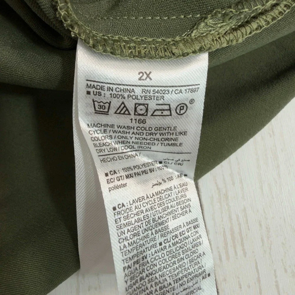 Old Navy Women's Olive Green Satin Side‎ Slit Midi Skirt Size 2X - Picture 7 of 7
